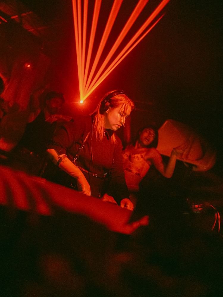 CATEGORY Vol. 002: Rouge: the vibe photo 4